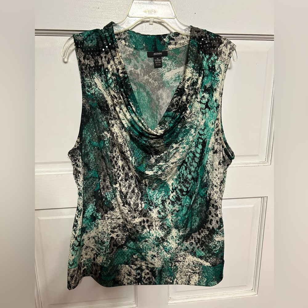Alfani blouse. Size XL